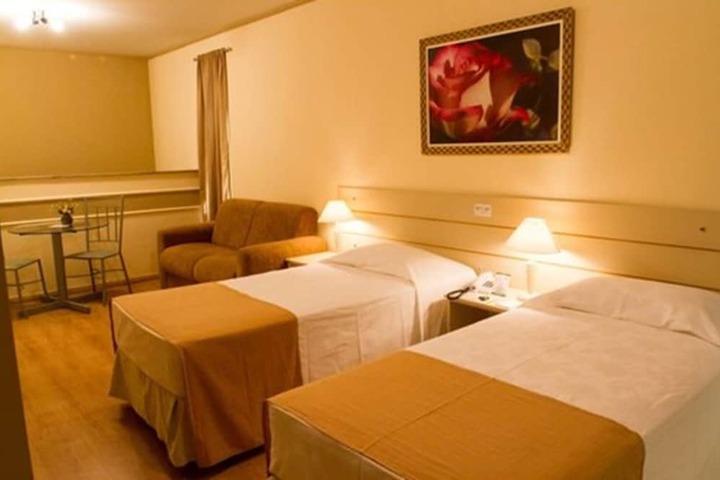 Room 10 of 60