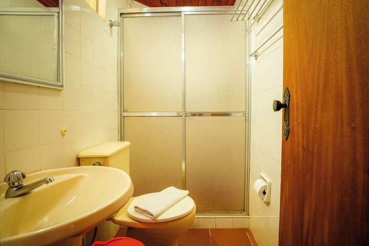 Room 27 of 59