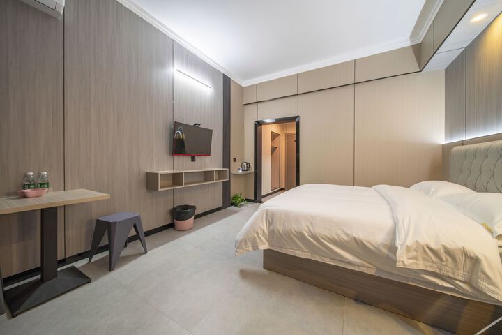 Yiyang Jinyuting Hotel (Wal-Mart Plaza)