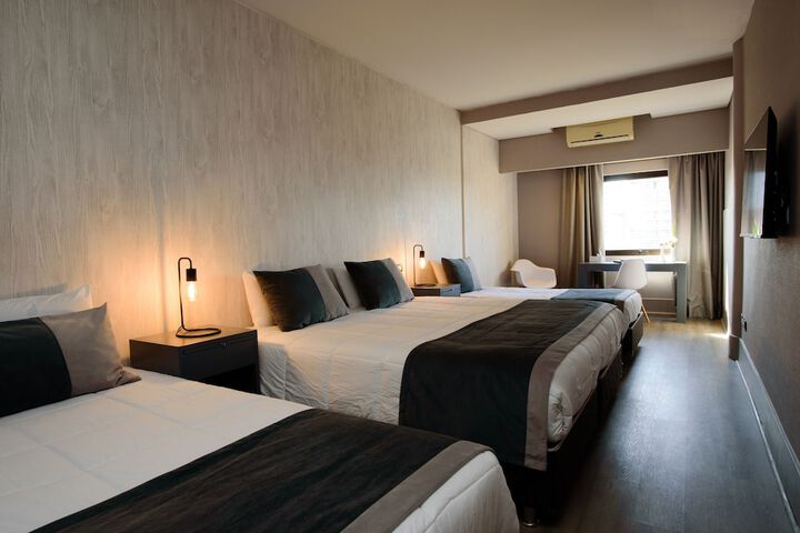 Room 12 of 44