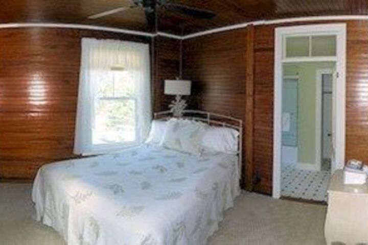 Room 27 of 41