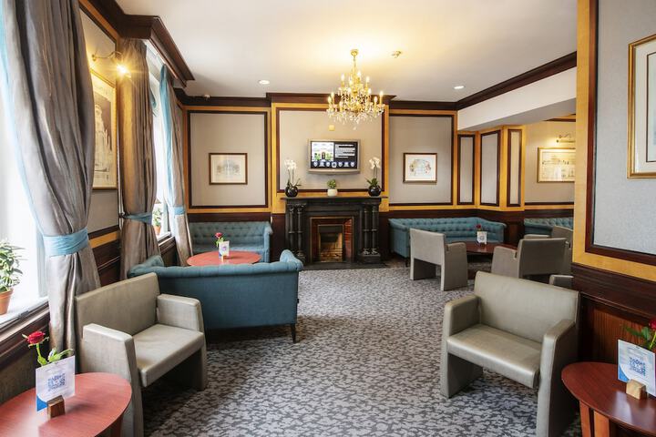 Hotel Lobby