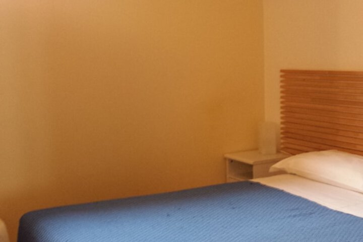 Room 21 of 66