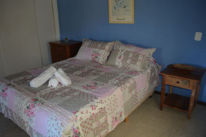 Room 10 of 20