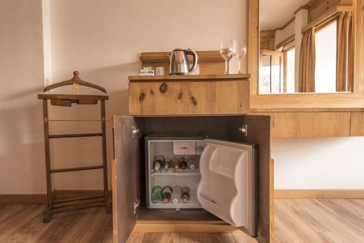 Room 15 of 25