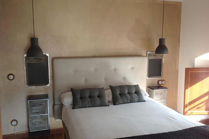 Room 15 of 60
