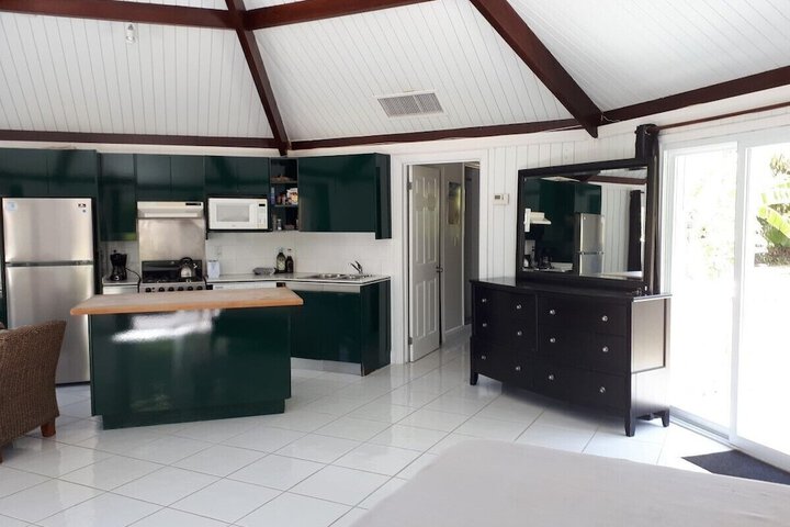 Room 4 of 38