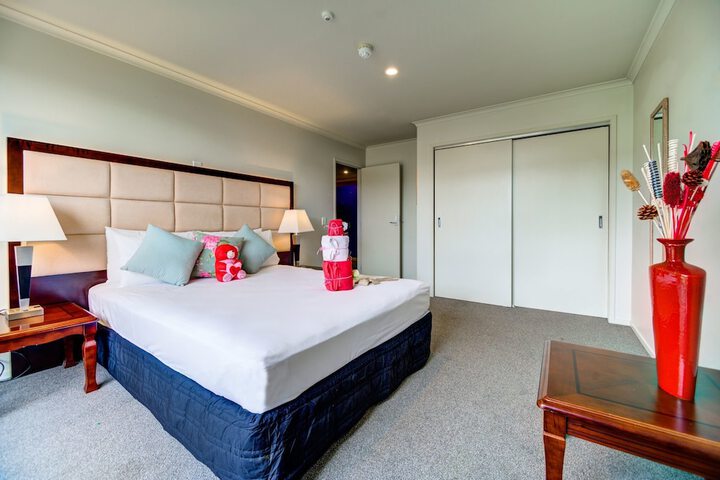 Room 28 of 56