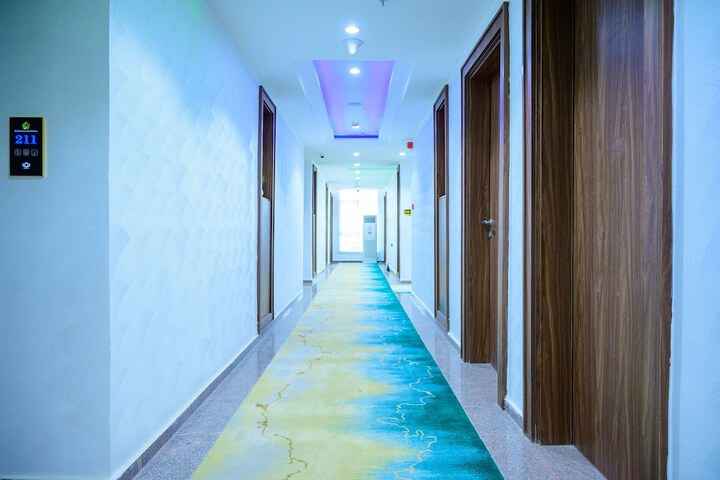 Hotel Interior 138 of 166