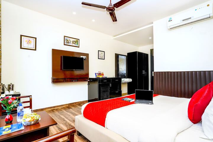 Room 7 of 35