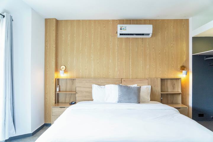 Room 18 of 46