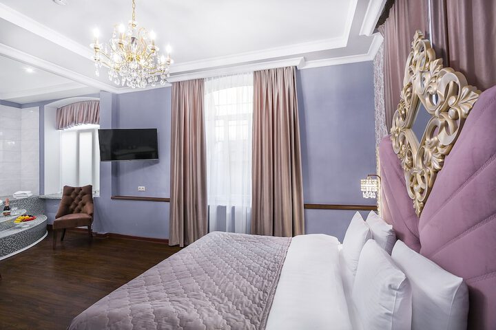 Room 5 of 49