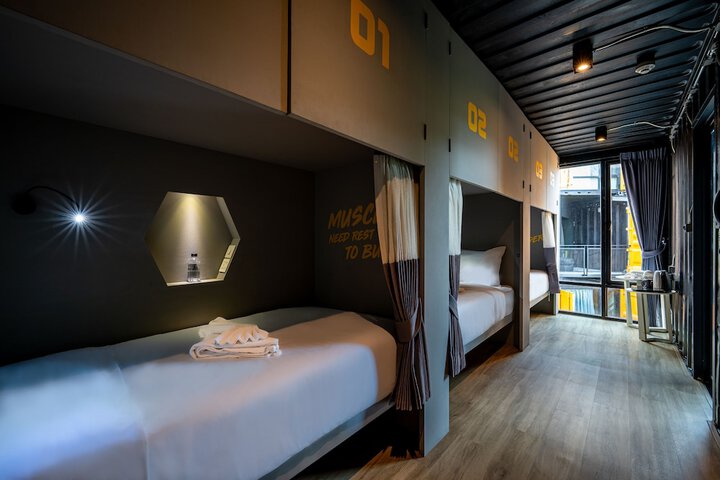 Room 17 of 48