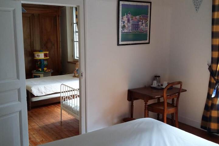 Room 15 of 50