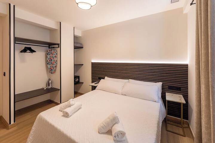 Room 14 of 76
