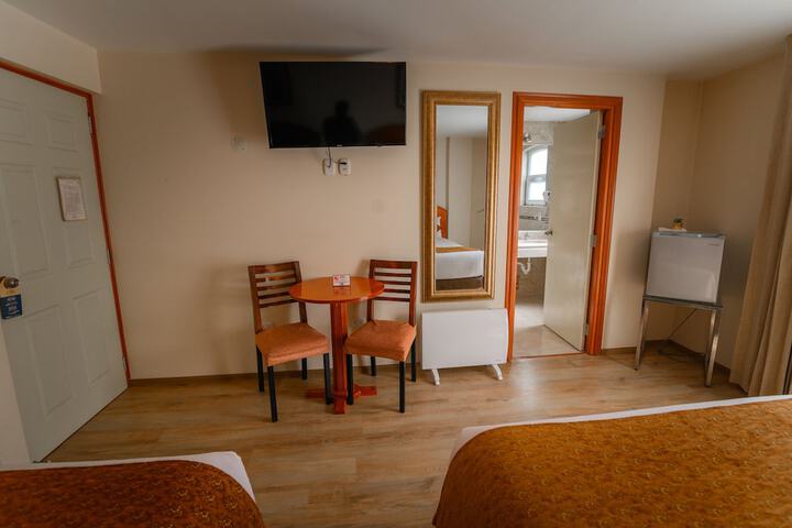 Room 70 of 124