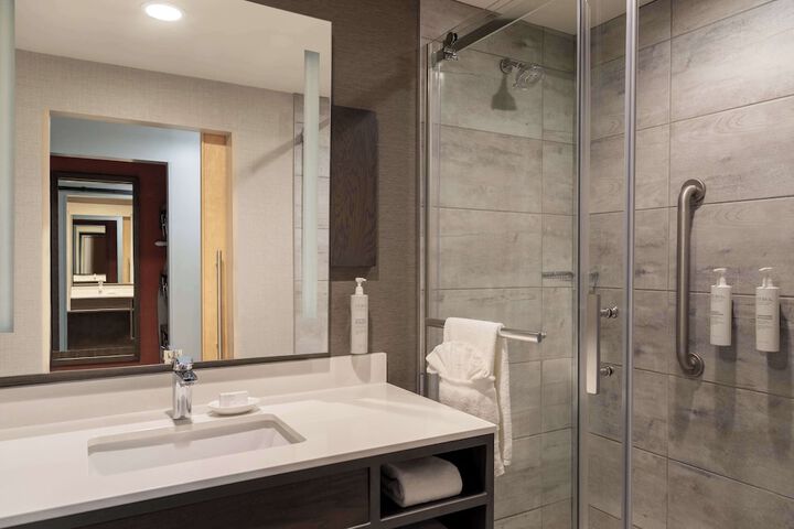 Bathroom shower
