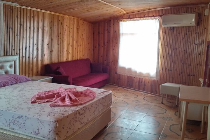 Room 7 of 31