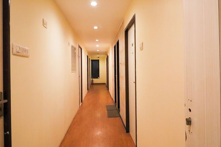 Hotel Interior 7 of 102