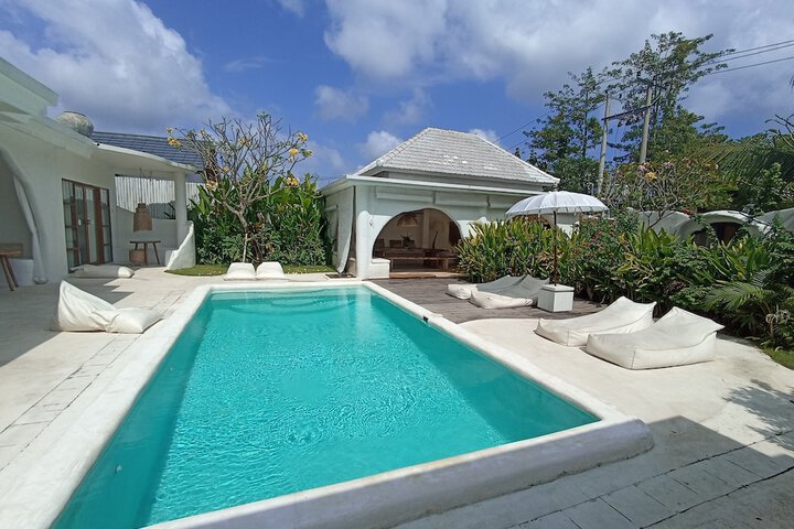 Pool 28 of 52