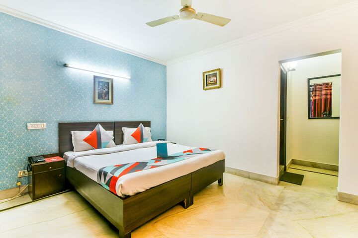 Room 15 of 21