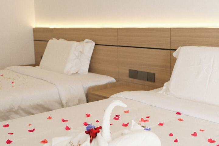 Room 14 of 42