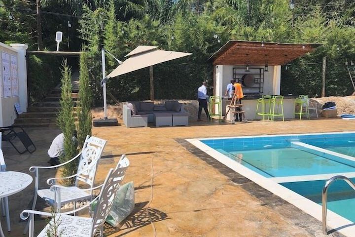 Pool 10 of 30