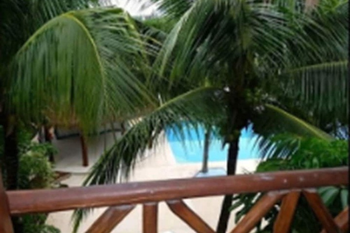 Pool 10 of 14