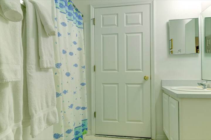 Room 15 of 17
