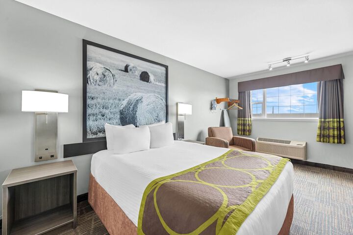 Room 21 of 40