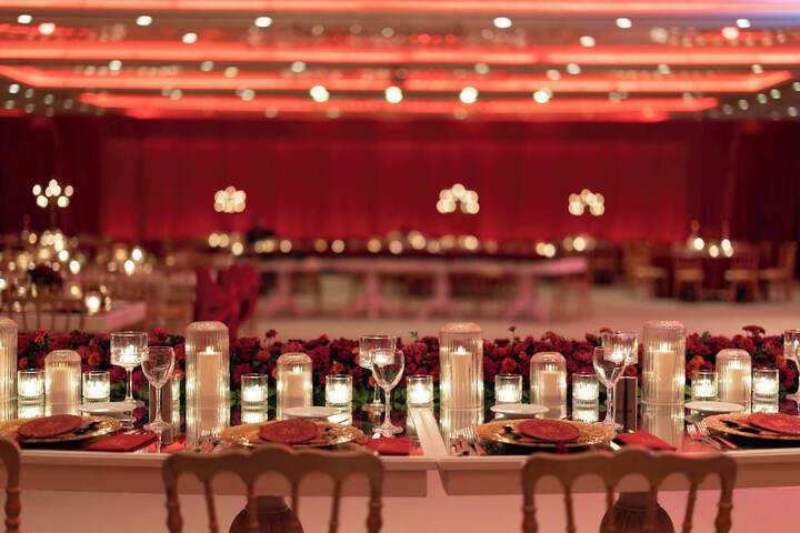 Ballroom/Hall 122 of 162