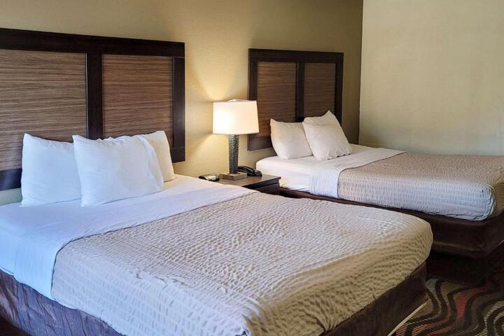 Standard 2 Queen Beds Accessible (1 of 7)