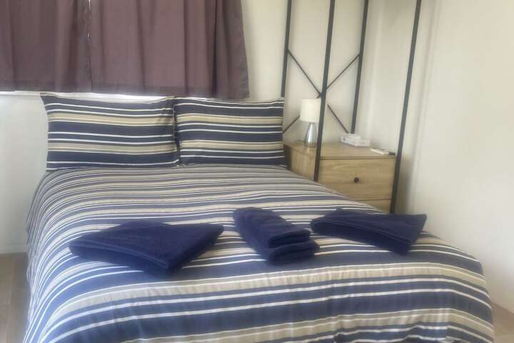 Room 13 of 38