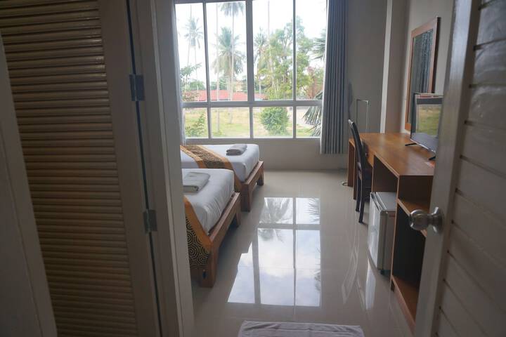 Room 3 of 62