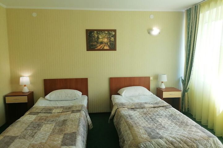Room 4 of 70