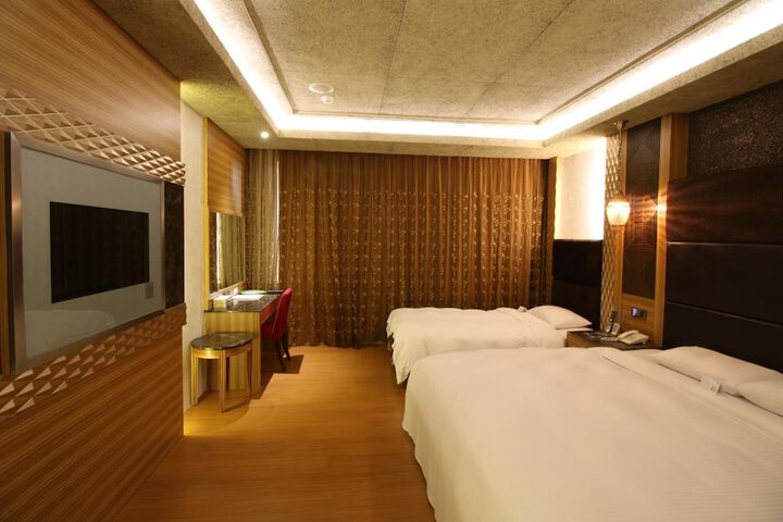 Room 20 of 51
