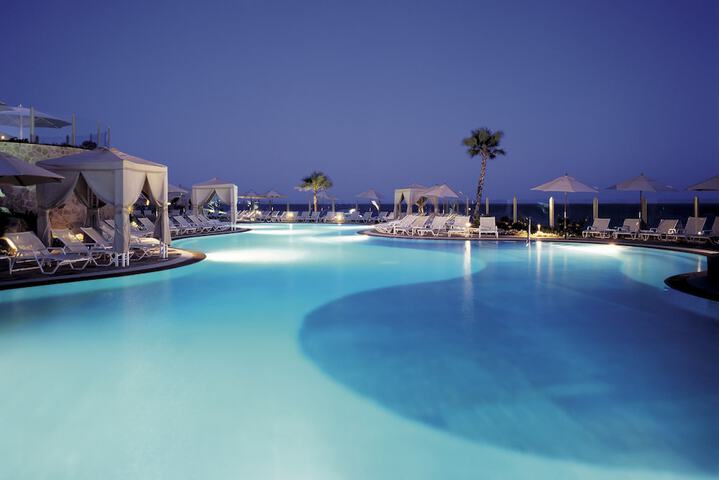 Pools & Facilities