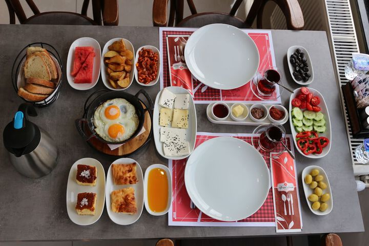 Dining 37 of 45