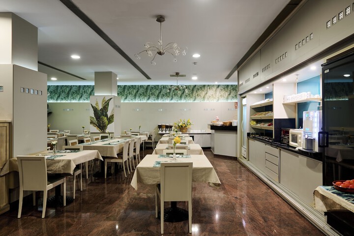 Dining 154 of 186