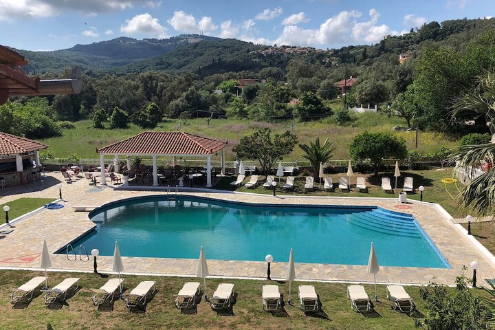 Pool 14 of 22