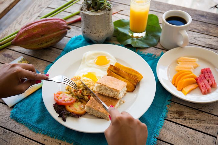 Breakfast/Coffee Service 104 of 138