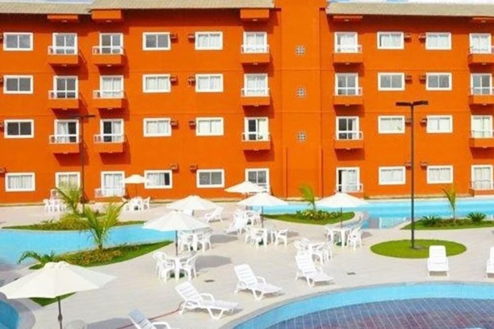 Hotel Pool