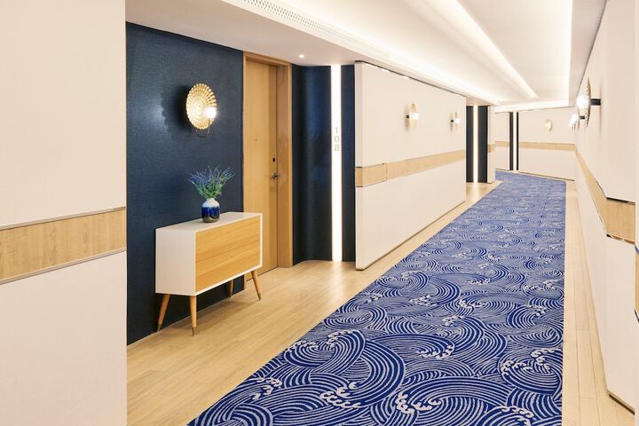 Room 4 of 140