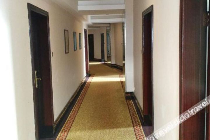 Hotel Interior 10 of 24