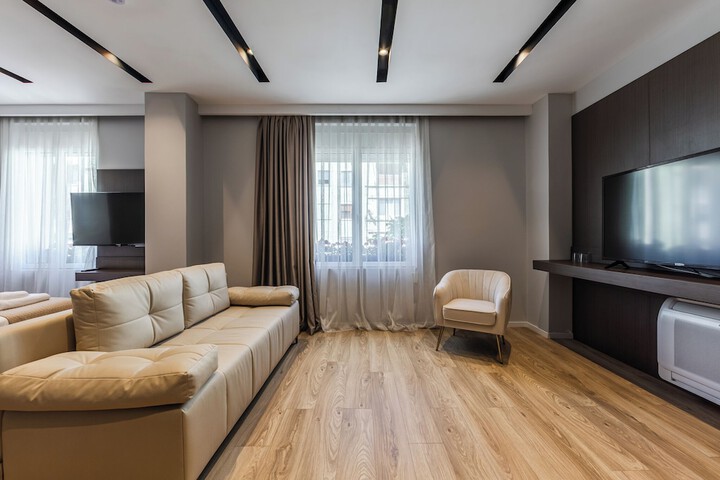 Room 104 of 171