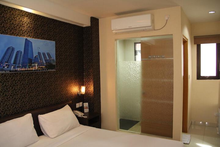 Room 15 of 67