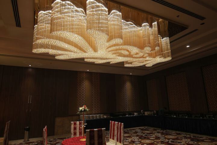 Ballroom/Hall 14 of 20