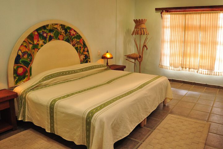 Room 5 of 84