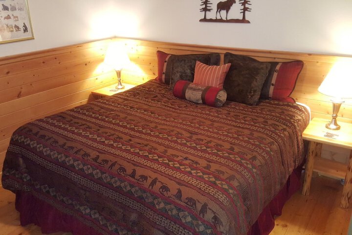 Room 3 of 90