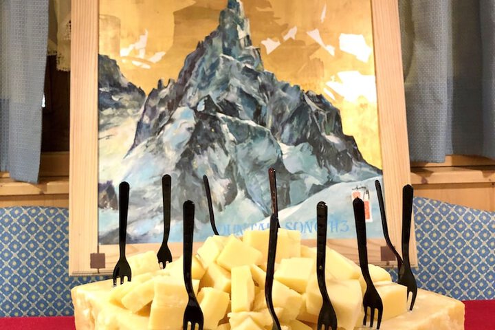 Dining 68 of 104
